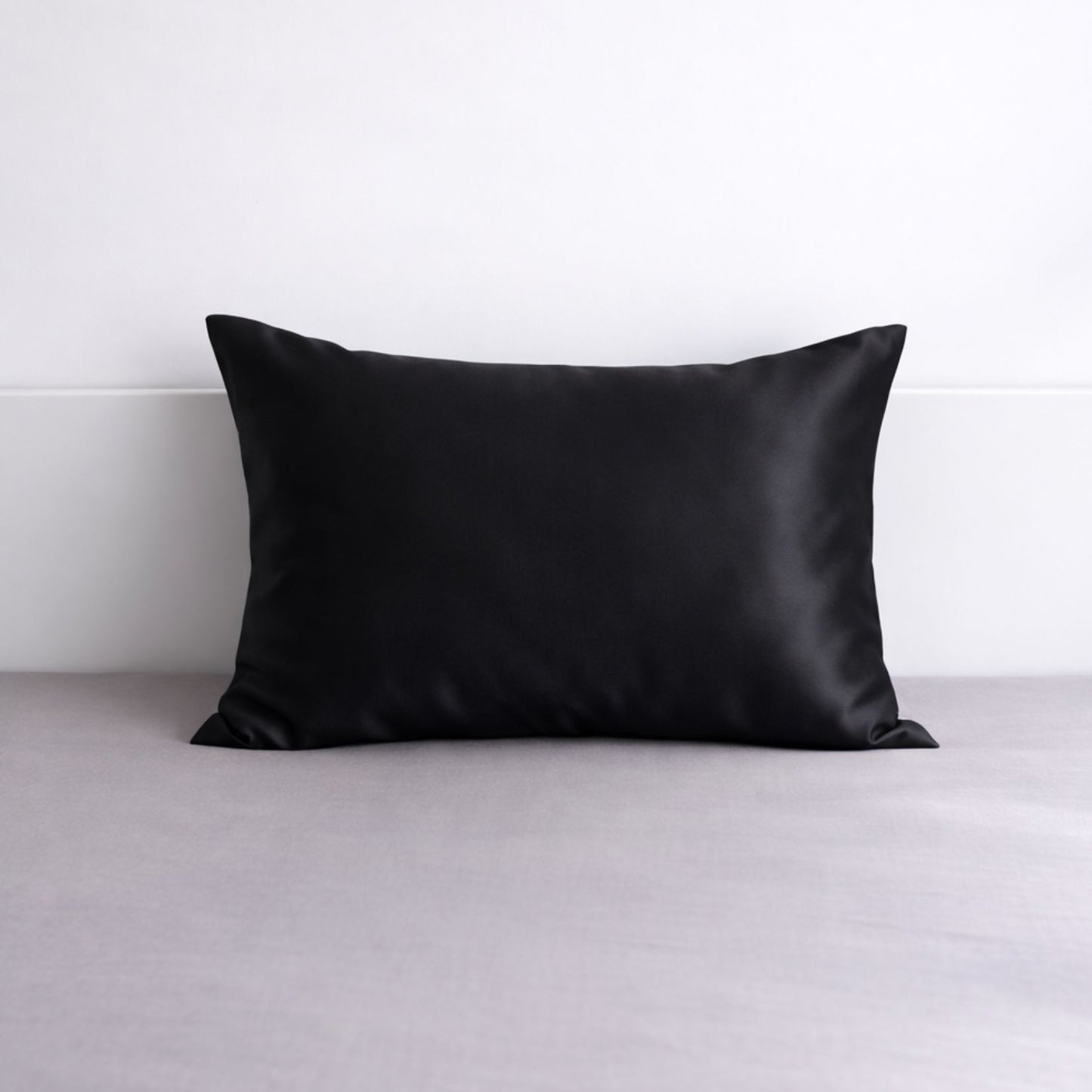 jedwabna poszewka czarna